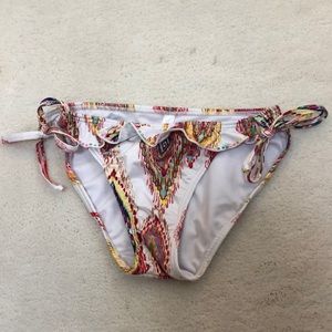 AVAILABLE TO BUNDLE Kids bikini bottom